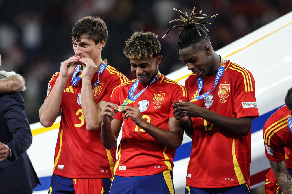 荷兰三球逆转瑞士,晋级欧国联四强,势不可挡 荷兰三球逆转瑞士,晋级欧国联四强,势不可挡