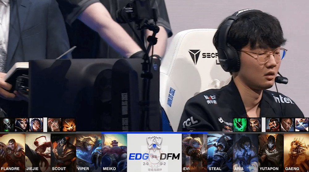 KT力克DFM,Scout单局斩获MVP顶尖较量入围赛,让粉丝疯狂欢呼 KT力克DFM,Scout单局斩获MVP顶尖较量入围赛,让粉丝疯狂欢呼