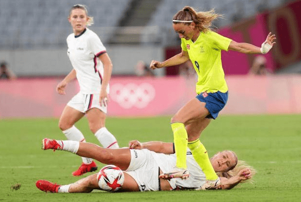 乌克兰轻取摩洛哥，哈兰德状态火热