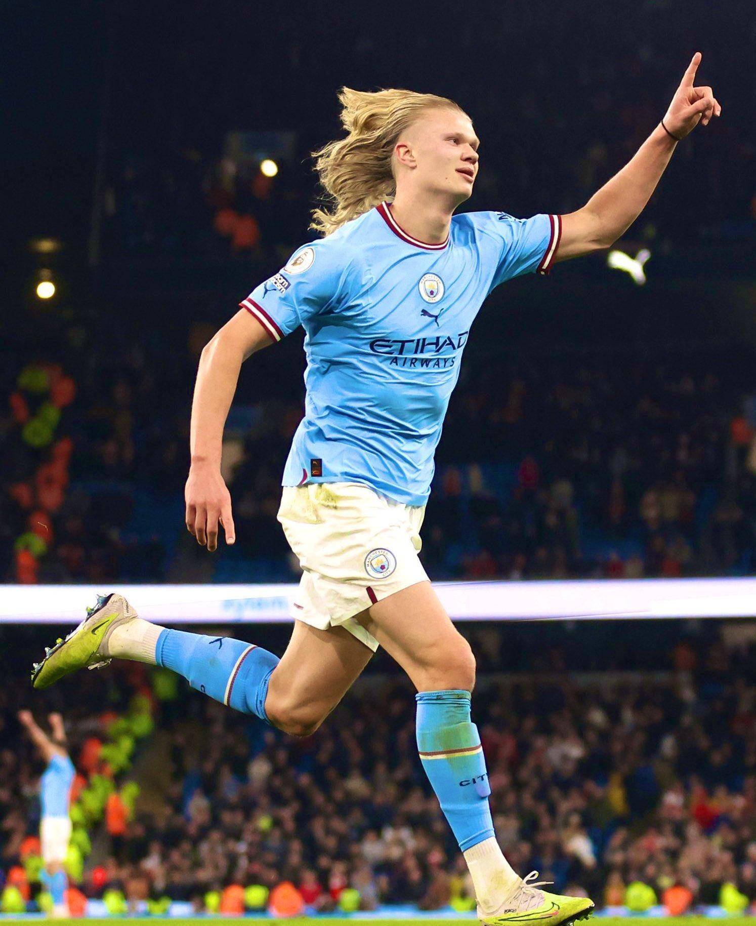 西班牙逆转那不勒斯,哈弗茨高光表现 西班牙逆转那不勒斯,哈弗茨高光表现